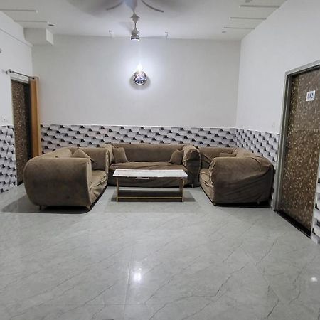 House Of Krishna Hotel Vrindavan Exterior photo